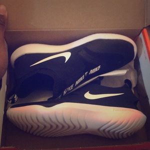 Brand new shoes for kids Nike flex runners black